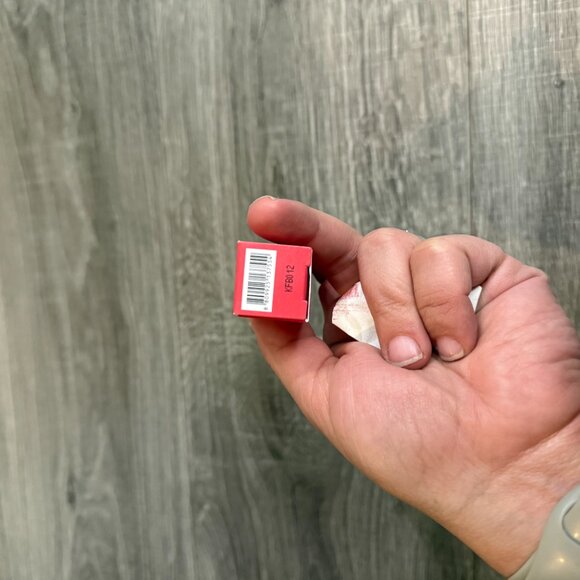 NIB Laneige Lip Glowy Balm Berry Fruits Rogue - Picture 4 of 4